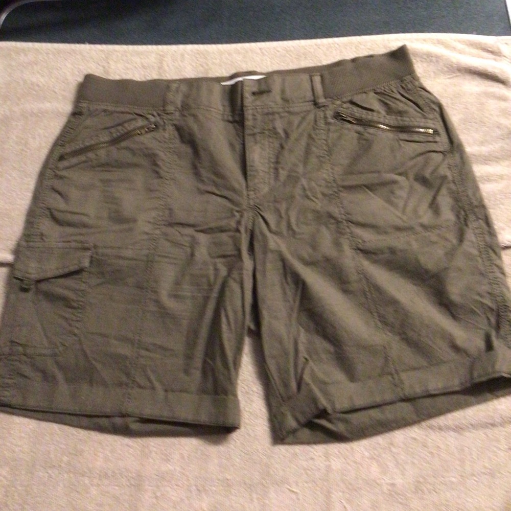 Womens Olive Green Cargo Shorts